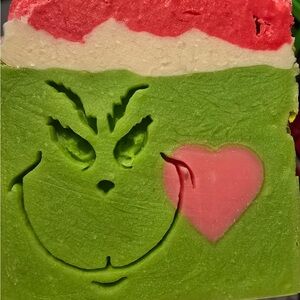 Grinch-Themed Soap with Heart Design Tallow Soap